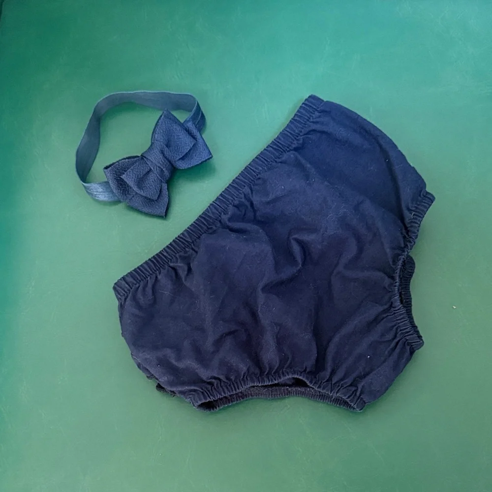 Navy Ruffled Diaper Cover and Bow Set